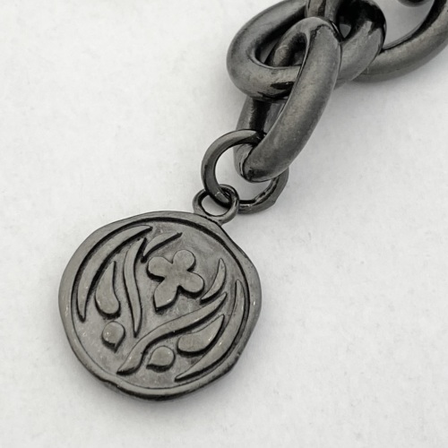 EXTRA LARGE FLINTSTONE LINK CHAIN BRACELET/LOBSTER CLASP / SILVER