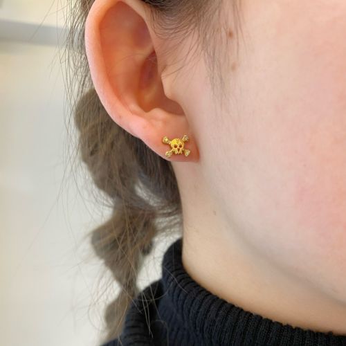 SMALL BONES SKULL PIERCE 18k Yellow Gold / DIAMONDS PIERCED