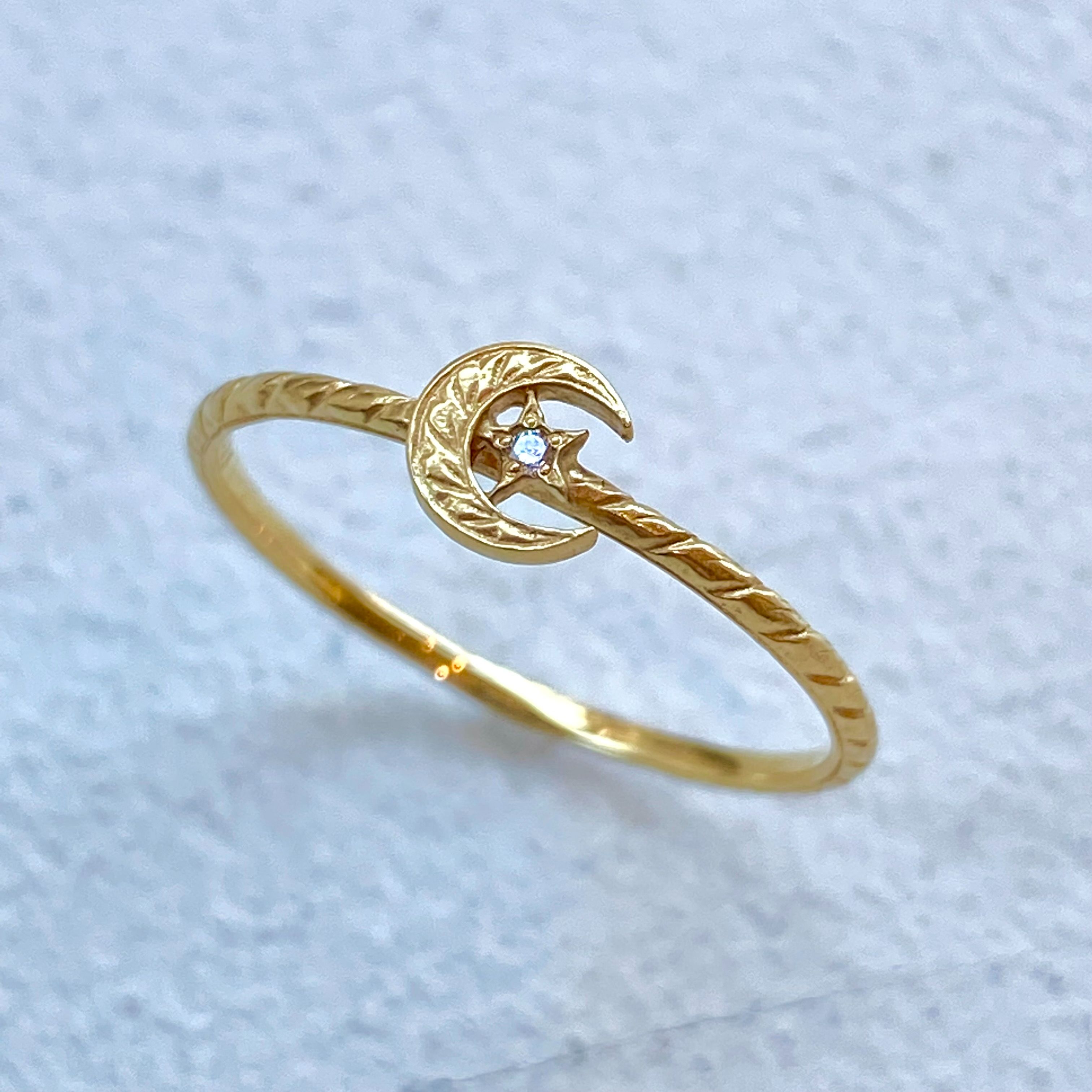 PETITE Crescent MOON / STAR RING / 18k Yellow Gold / DIAMOND Ring（指輪） Loree  Rodkin Official Shop