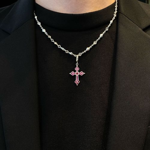ローリーロドキン　ゴシッククロスM ルビー MEDIUM GOTHIC CROSS PENDANT Silver / Ruby PENDANT