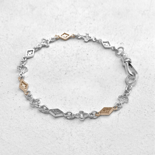 MIX OPEN GOTHIC / OPEN DIAMOND SHAPED / CROSS LINK CHAIN MIX OPEN GOTHIC / OPEN DIAMOND SHAPED / CROSS LINK CHAIN