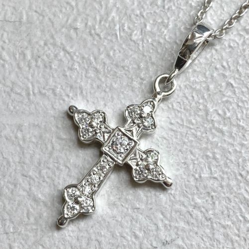 MINI GOTHIC CROSS NECKLACE Silver / Zirconia Necklace（ネックレス） Loree Rodkin  Official Shop