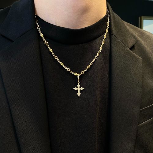 MINI GOTHIC CROSS PENDANT 18k Yellow Gold / DIAMONDS PENDANT
