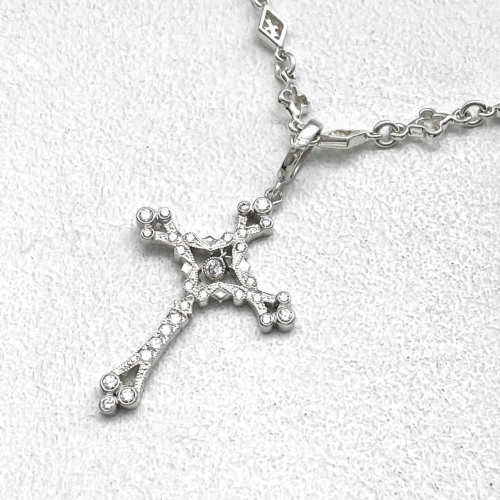 SHANGRI-LA TINY CROSS PENDANT Silver / Zirconia Pendant ...