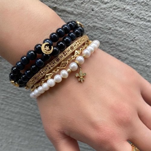 DBL STRAND VRS BLACK TIGER EYE BEADS / CRESCENT MOON APPLIQUES 18k