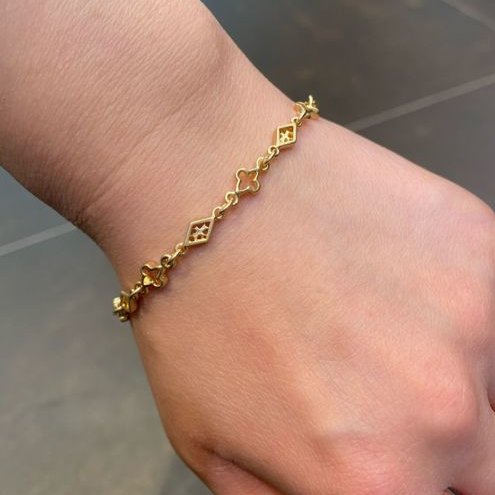 MIX OPEN GOTHIC / OPEN DIAMOND SHAPED / CROSS LINK CHAIN