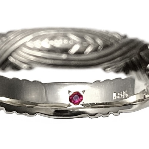 MEDIUM ENGRAVED RING center Diamond and Birth stone 18k