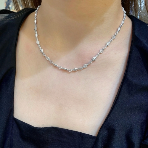 MIX DIAMOND SHAPED / CROSS OPEN / SOLID LINK CHAIN / 18k White