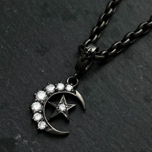 CRESCENT MOON/STAR PENDANT / SILVER / ZIRCONIA / BLACK
