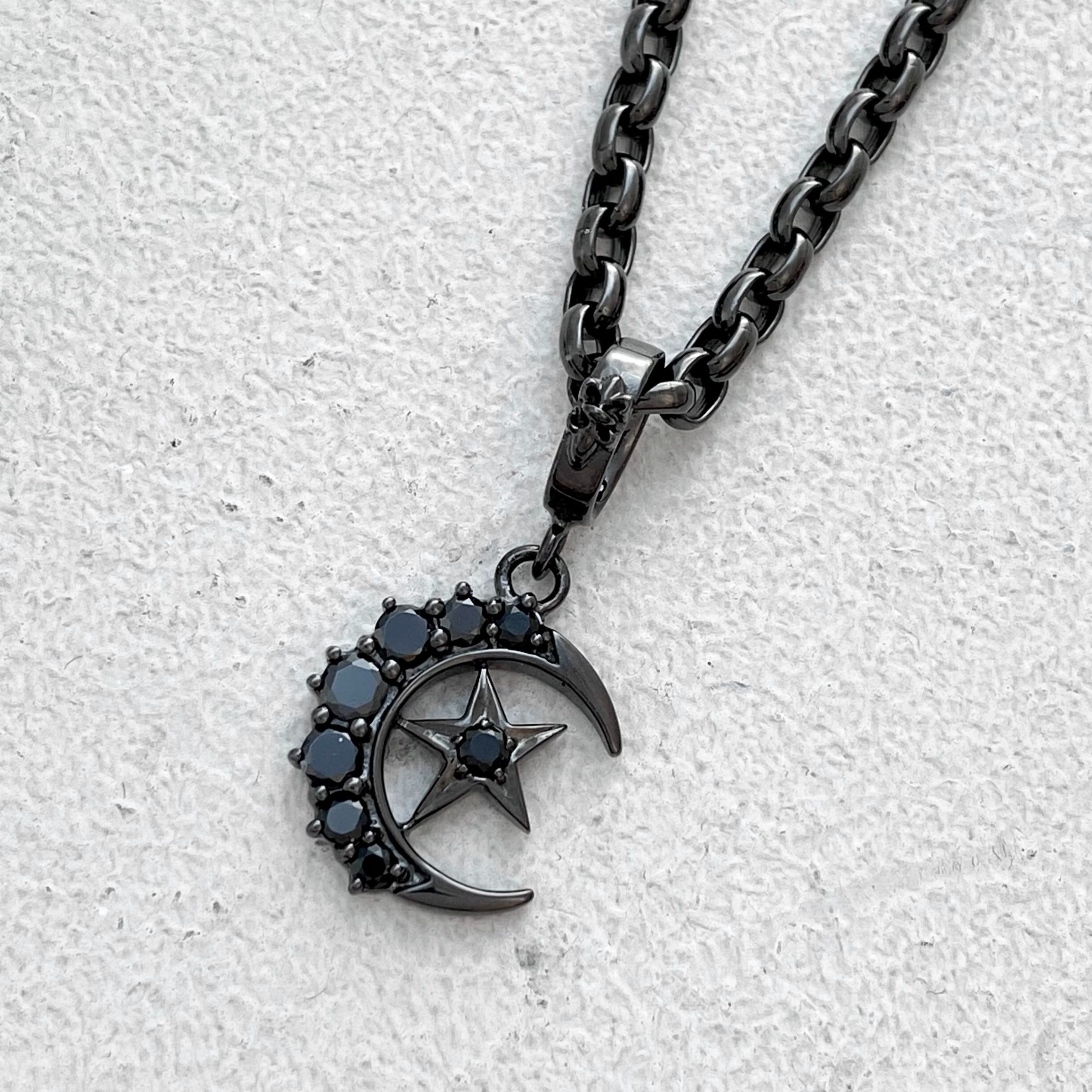 CRESCENT MOON/STAR PENDANT / SILVER / BLACK ZIRCONIA / BLACK