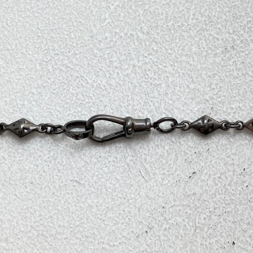 MIXED DIAMOND SHAPED/CROSS OPEN/SOLID LINK / SILVER / BLACK